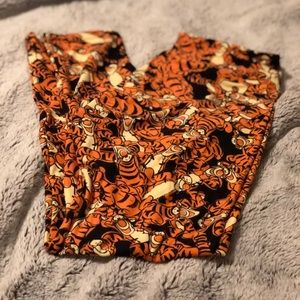 LuLaRoe tigger leggings